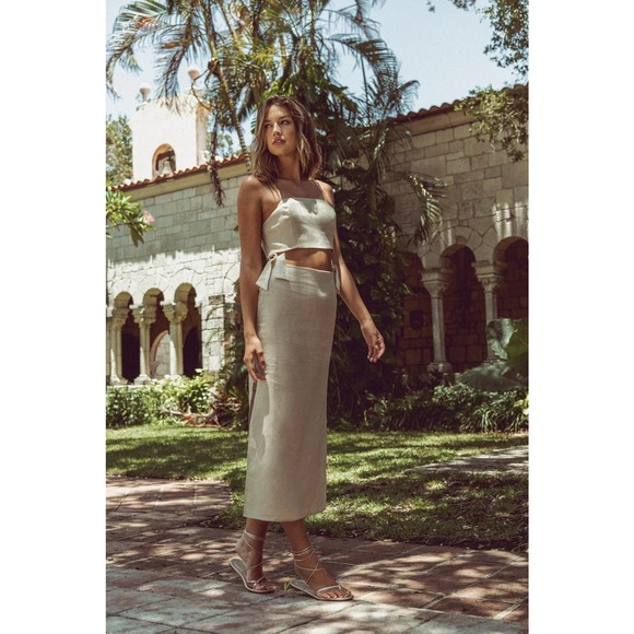 Hevron Sanora Linen Dress - Picture 1 of 4